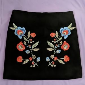 Black Embroidery Zip Up Skirt
